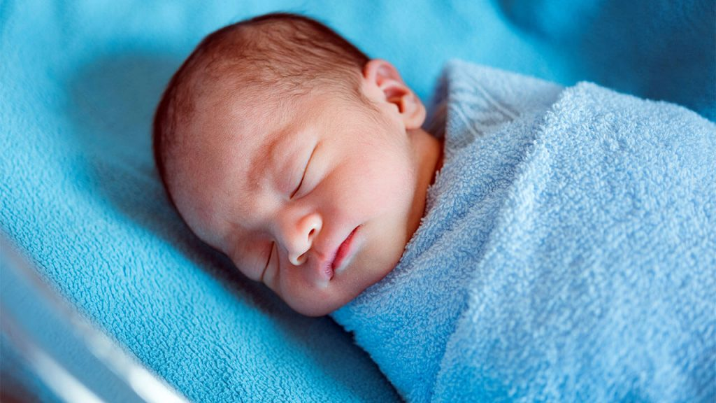 Trẻ sơ sinh thường thở khoảng 30-60 lần/ phút